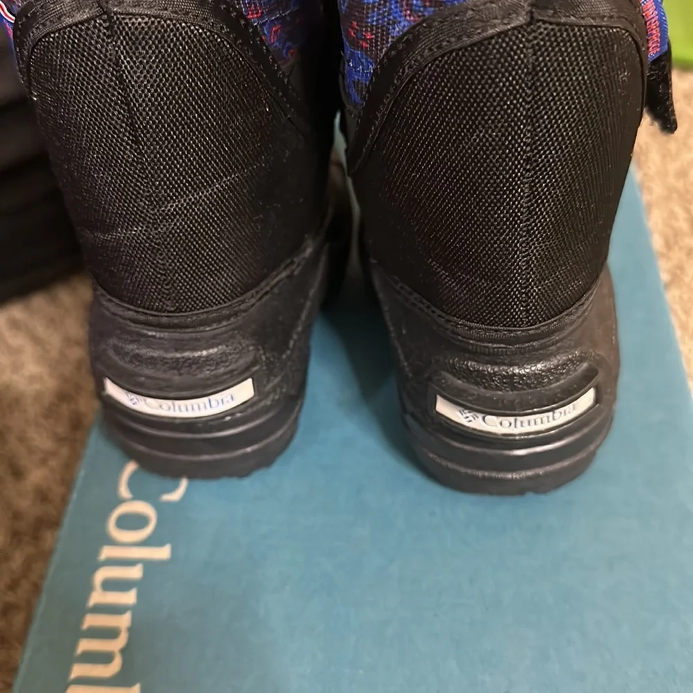 COLUMBIA Toddler Powderbug Plus II Print Snow Boot: BLACK/BLUE: NIB: SZ 4
